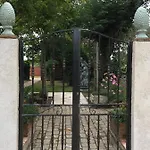 Bed & Breakfast Domaine Des Monges Saint-Seurin-de-Prats