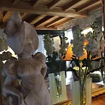 Domaine Des Monges 4*