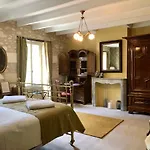 Bed and breakfast Domaine Des Monges 4*