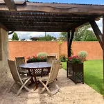 Domaine Des Monges 4* Saint-Seurin-de-Prats