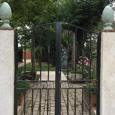 Bed & Breakfast Domaine Des Monges Saint-Seurin-de-Prats