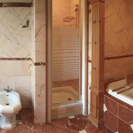 Domaine Des Monges Saint-Seurin-de-Prats