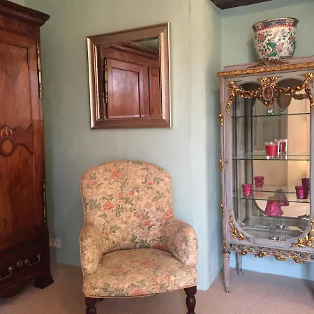 Domaine Des Monges Bed and breakfast Saint-Seurin-de-Prats