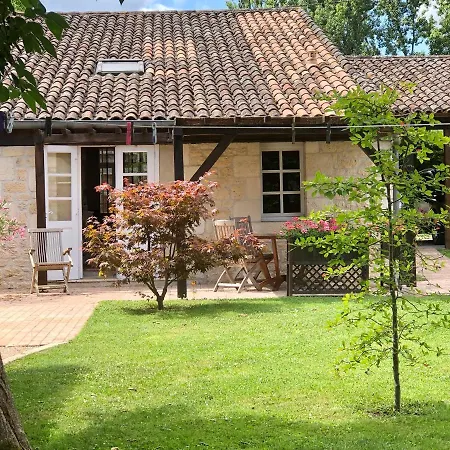 Domaine Des Monges Bed & Breakfast