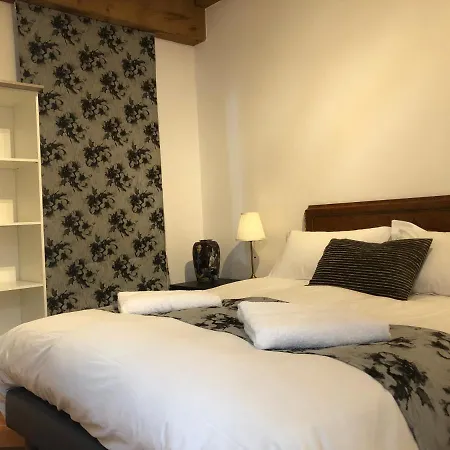 Domaine Des Monges Bed & Breakfast