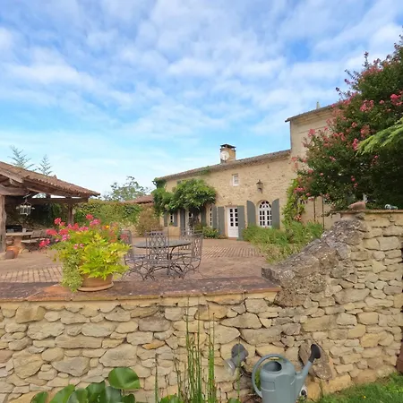 Domaine Des Monges Bed & Breakfast *
