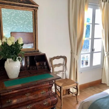 Bed & Breakfast Domaine Des Monges 4*