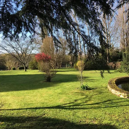 Domaine Des Monges Saint-Seurin-de-Prats