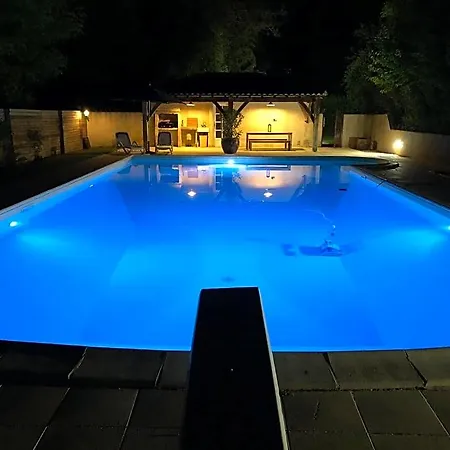 Domaine Des Monges Bed & Breakfast 4*
