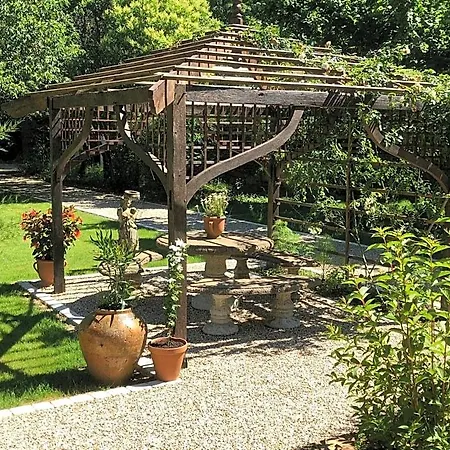 Domaine Des Monges Bed & Breakfast 4*