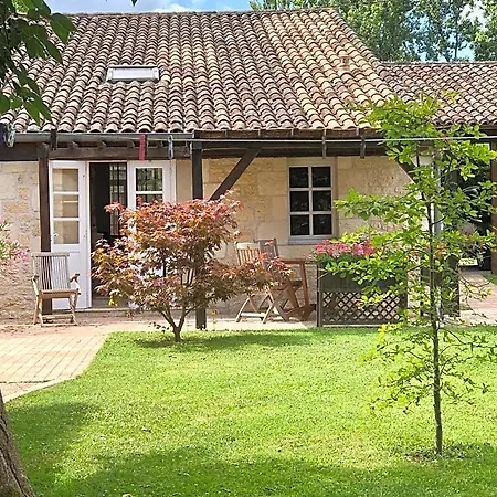 Bed & Breakfast Domaine Des Monges 4*