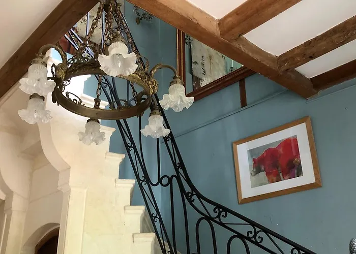 Domaine Des Monges Saint-Seurin-de-Prats